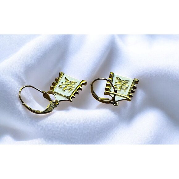 Gold-Tone Chinese Character Leverback Earrings With Serenity Design - Picture 2 of 8